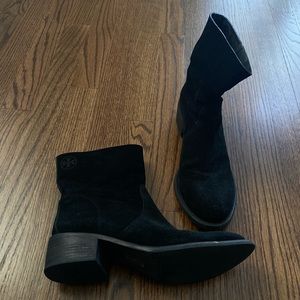 Tory Burch Black Suede Siena Bootie, Size 8
